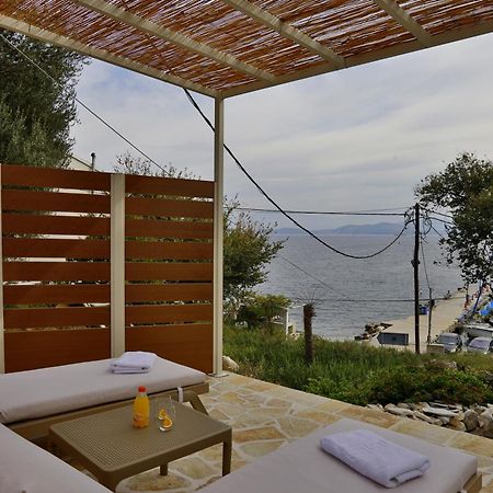 Kassiopi Seafront Elegant Apartments Ngoại thất bức ảnh