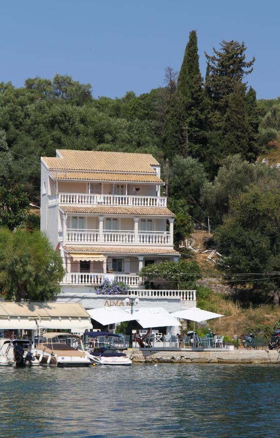 Kassiopi Seafront Elegant Apartments Ngoại thất bức ảnh