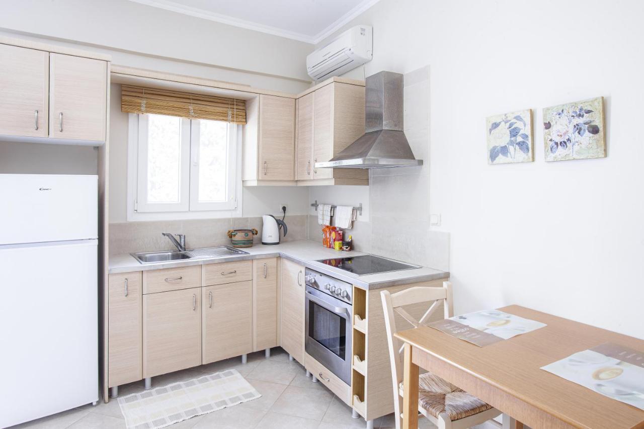 Kassiopi Seafront Elegant Apartments Ngoại thất bức ảnh